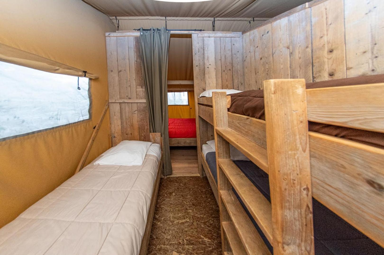 Parque de Campismo Youcamp Village - Marseille Provence 3*